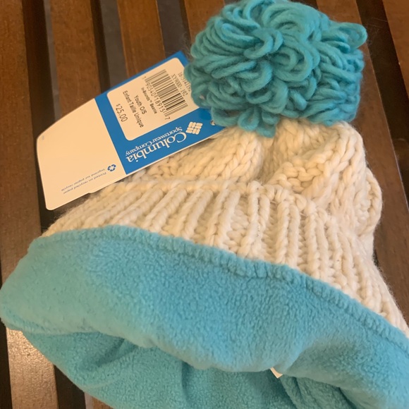 Columbia toddler knit hat. - Picture 2 of 2